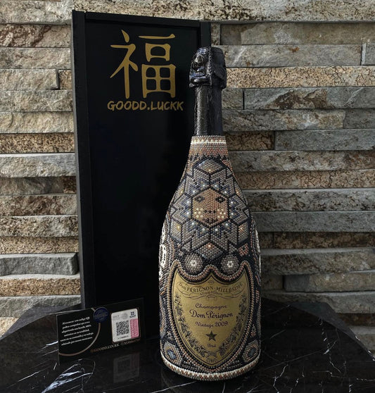 Botella Dom Perignon Vintage con Arte Huichol – Edición Exclusiva