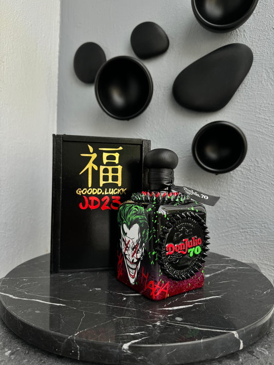 BOTELLA DON JULIO 70 CLASIC MODEL VERSION JOKER